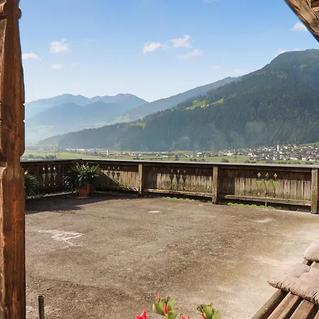 Mit Fernblick 公寓